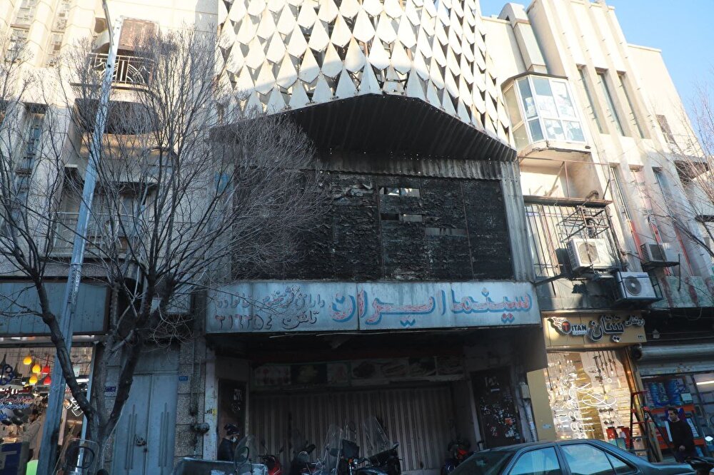 عکس| گرد فراموشی بر سینما‌های قدیمی تهران