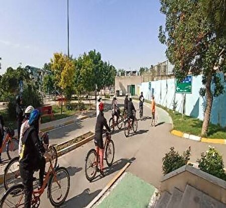 آموزش دوچرخه‌سواری ویژه بانوان در منطقه ۲۰